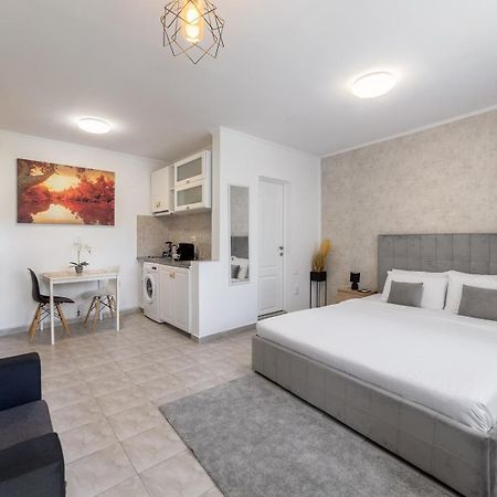 Downtown Victoria Studios By Citybookings Bükreş Dış mekan fotoğraf