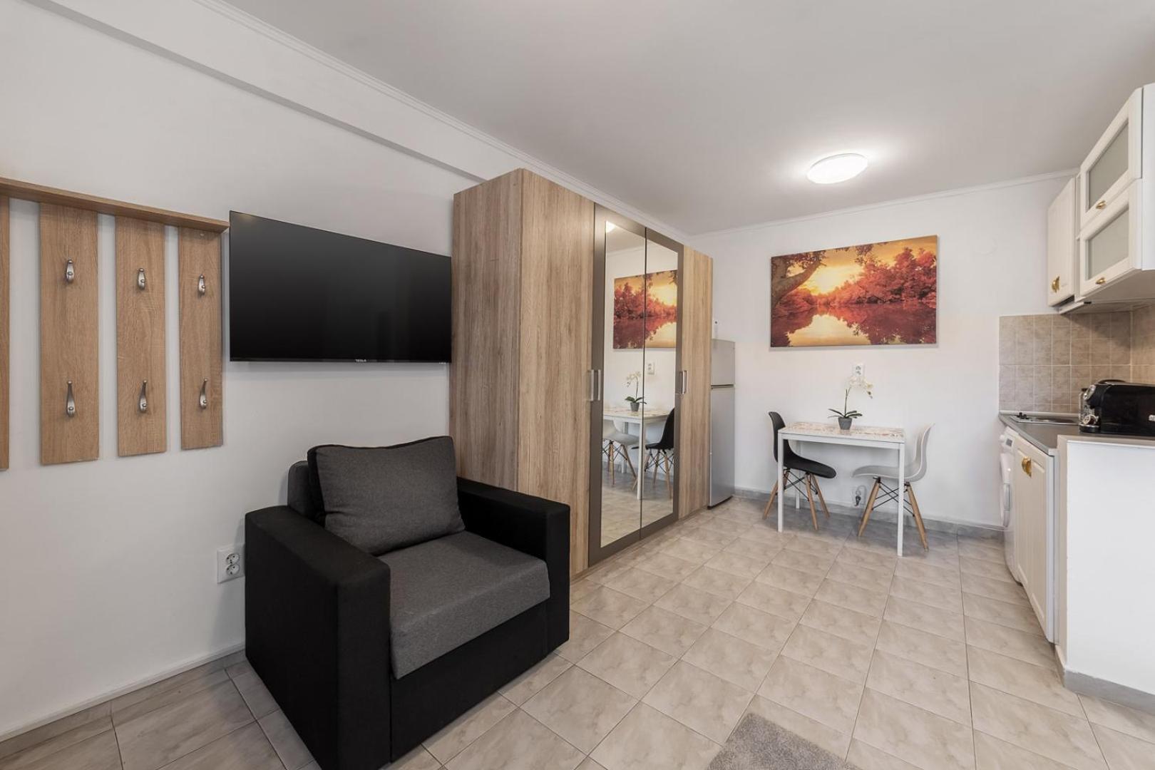 Downtown Victoria Studios By Citybookings Bükreş Dış mekan fotoğraf