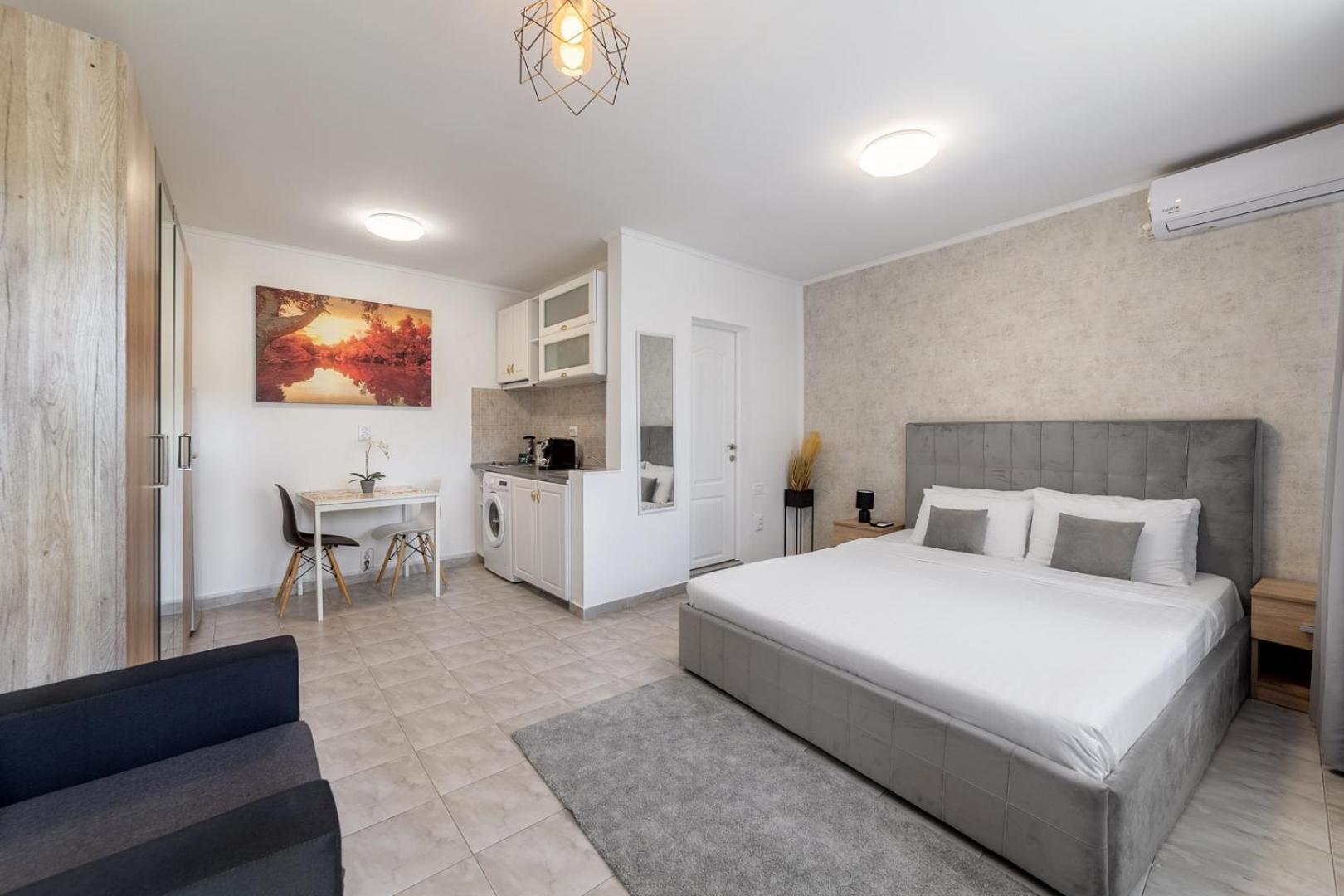 Downtown Victoria Studios By Citybookings Bükreş Dış mekan fotoğraf